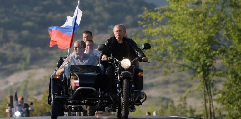 Путин разбуни Украйна с мотора си в Севастопол